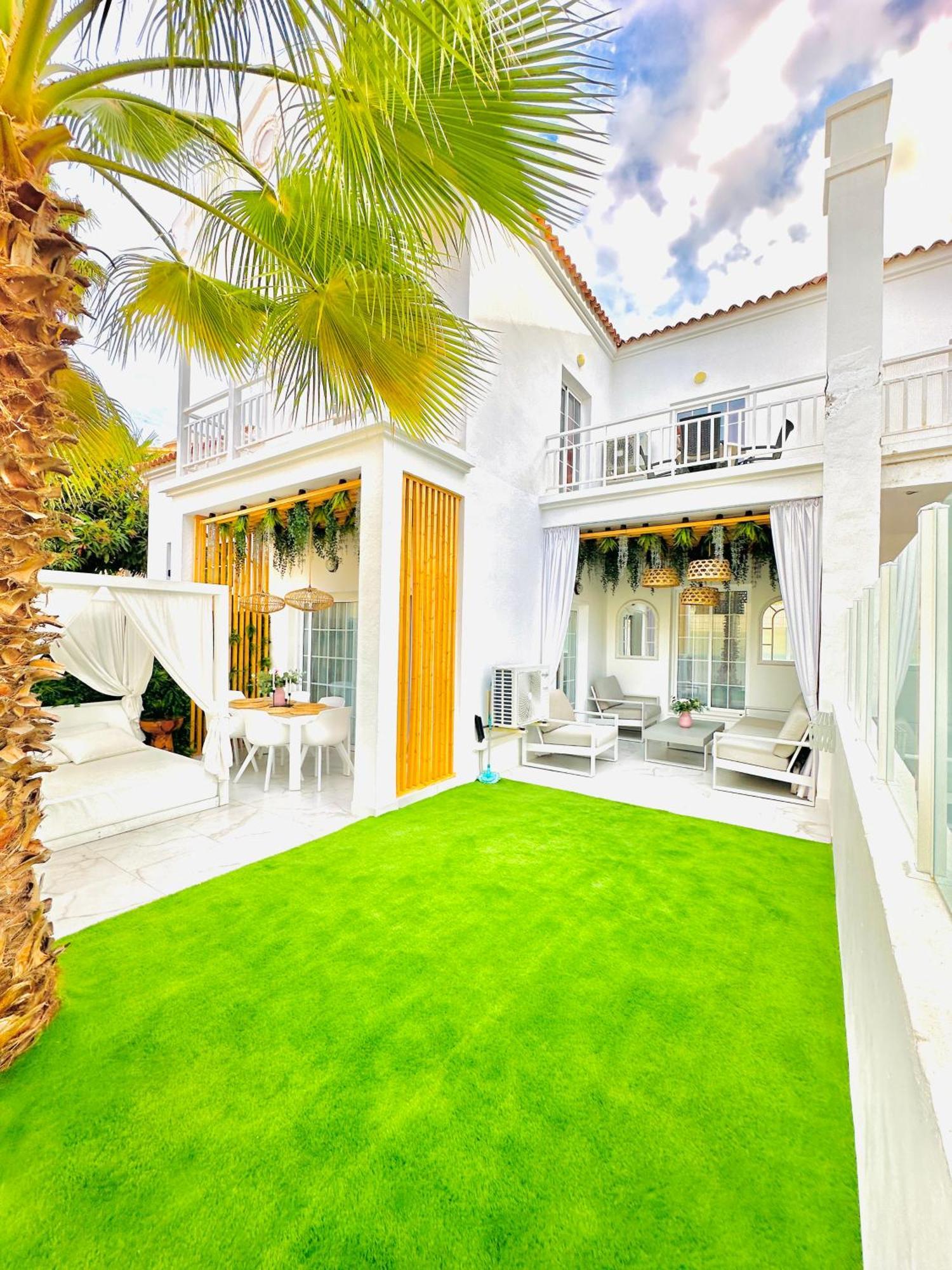 Luxury Villa Fanabe With Private Garden Адехе Екстериор снимка